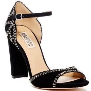 badgley mischka suede crystals sandals